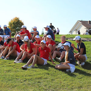 Meet your Posher, Hallie